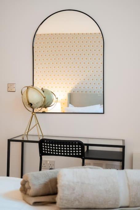 2 Bed Apt In Leeds City Centre Extérieur photo